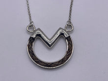 Load image into Gallery viewer, Hoofprint Necklace with chain
