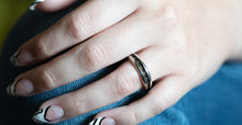 Load image into Gallery viewer, Horsehair Ring

